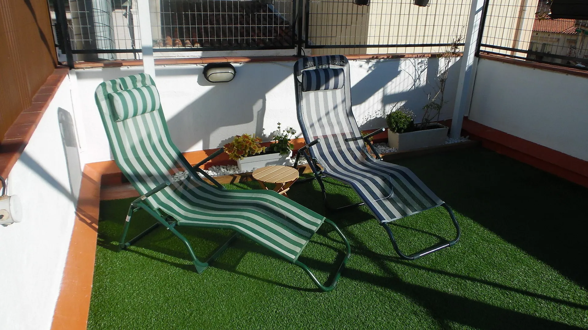 Hostal La Lluna Arenys de Mar 2*,